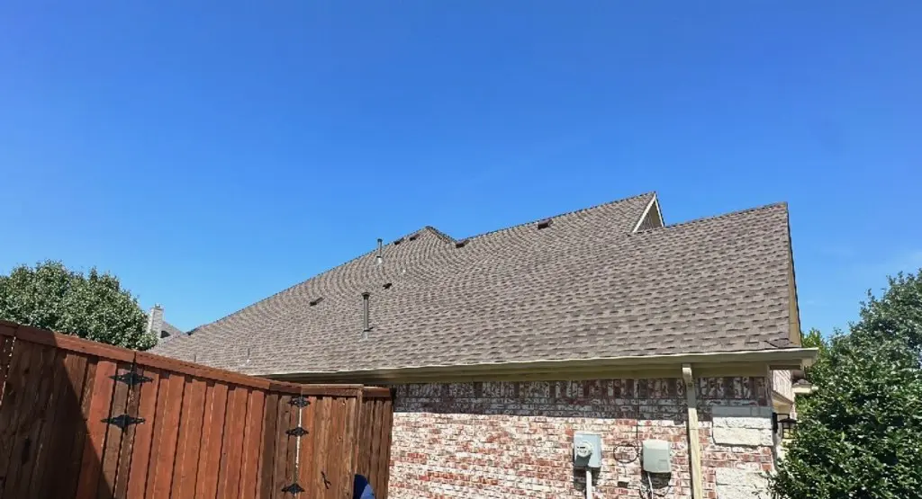 Completed roof replacement project in Palm Desert